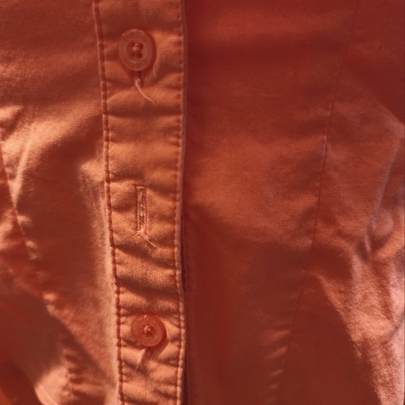 Slim fitting pink Bebe button-down blouse - Picture 3 of 3